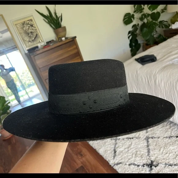 Lack of Color hat! The SIERRA boater size S in Black. Lack of Color The Sierra in Black – CHROME main image 4